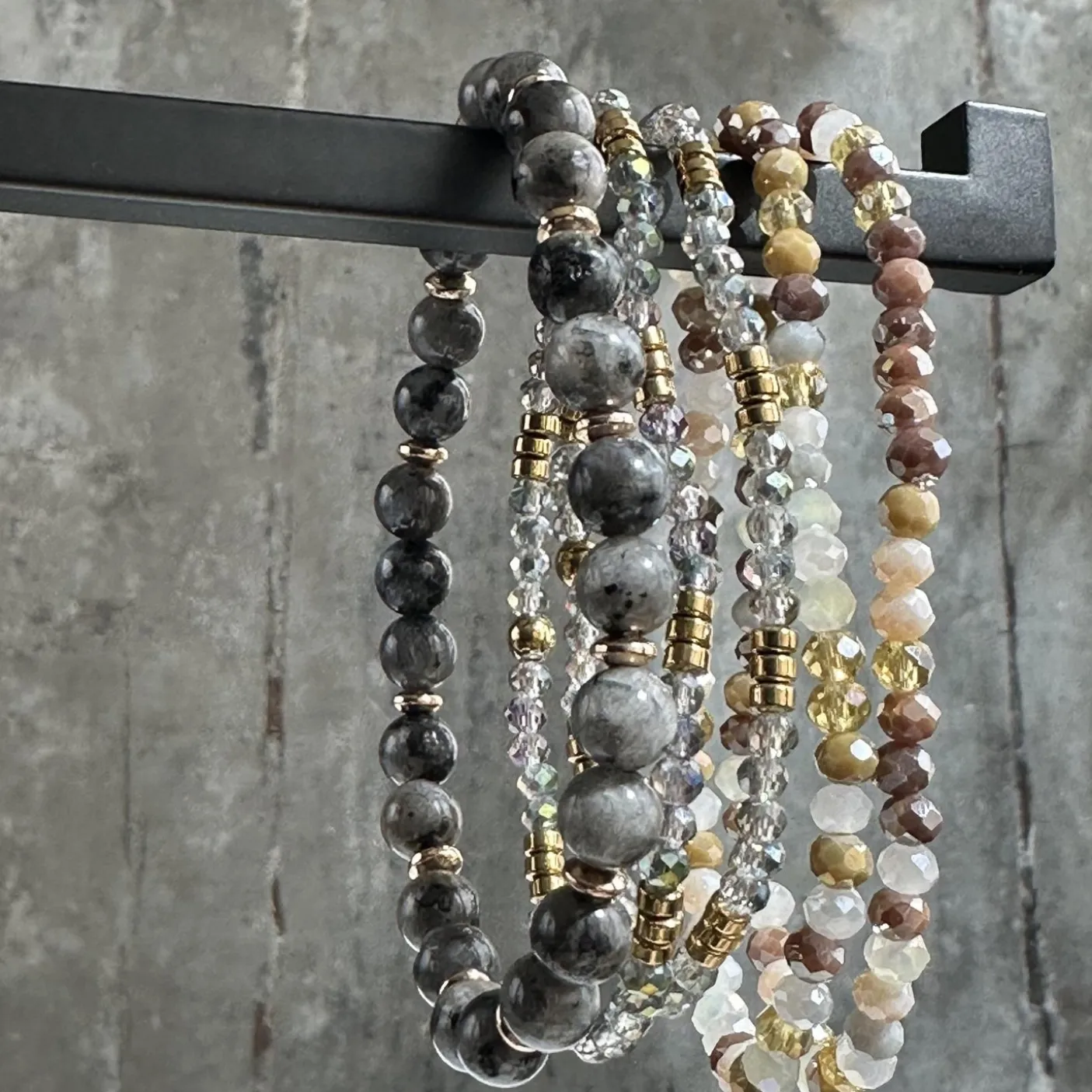 Armbånd MICHELLE Stone – Sæt med 5 armbånd