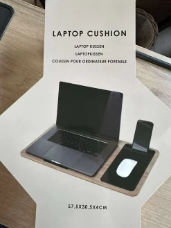 Bakkebord til laptop og telefon