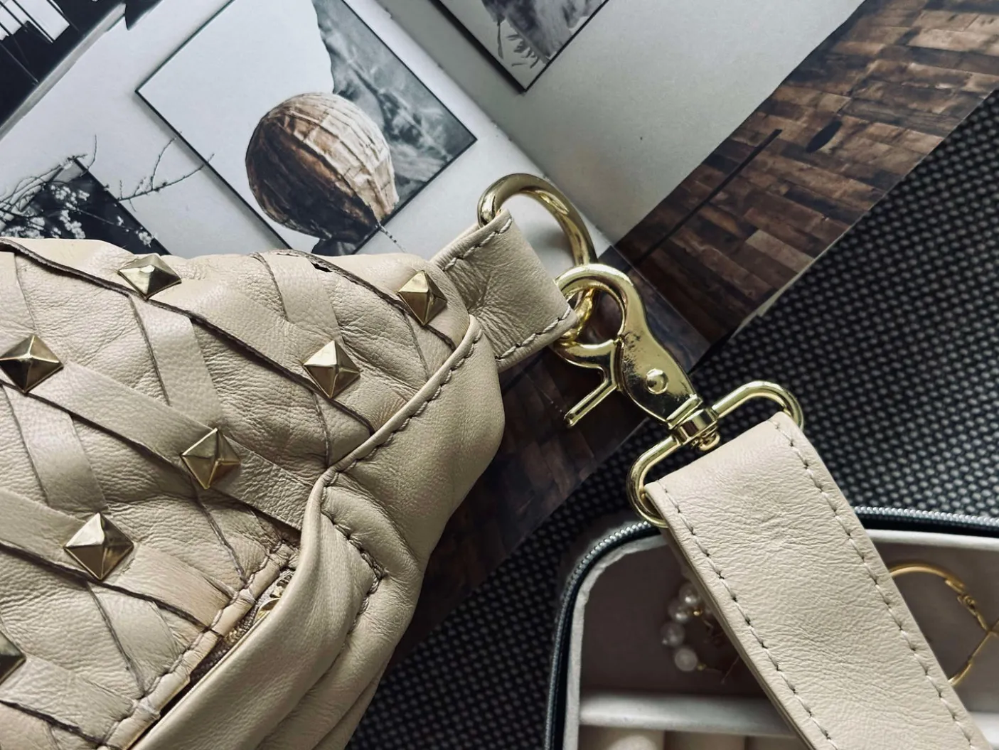 Bumbag Vanila gold
