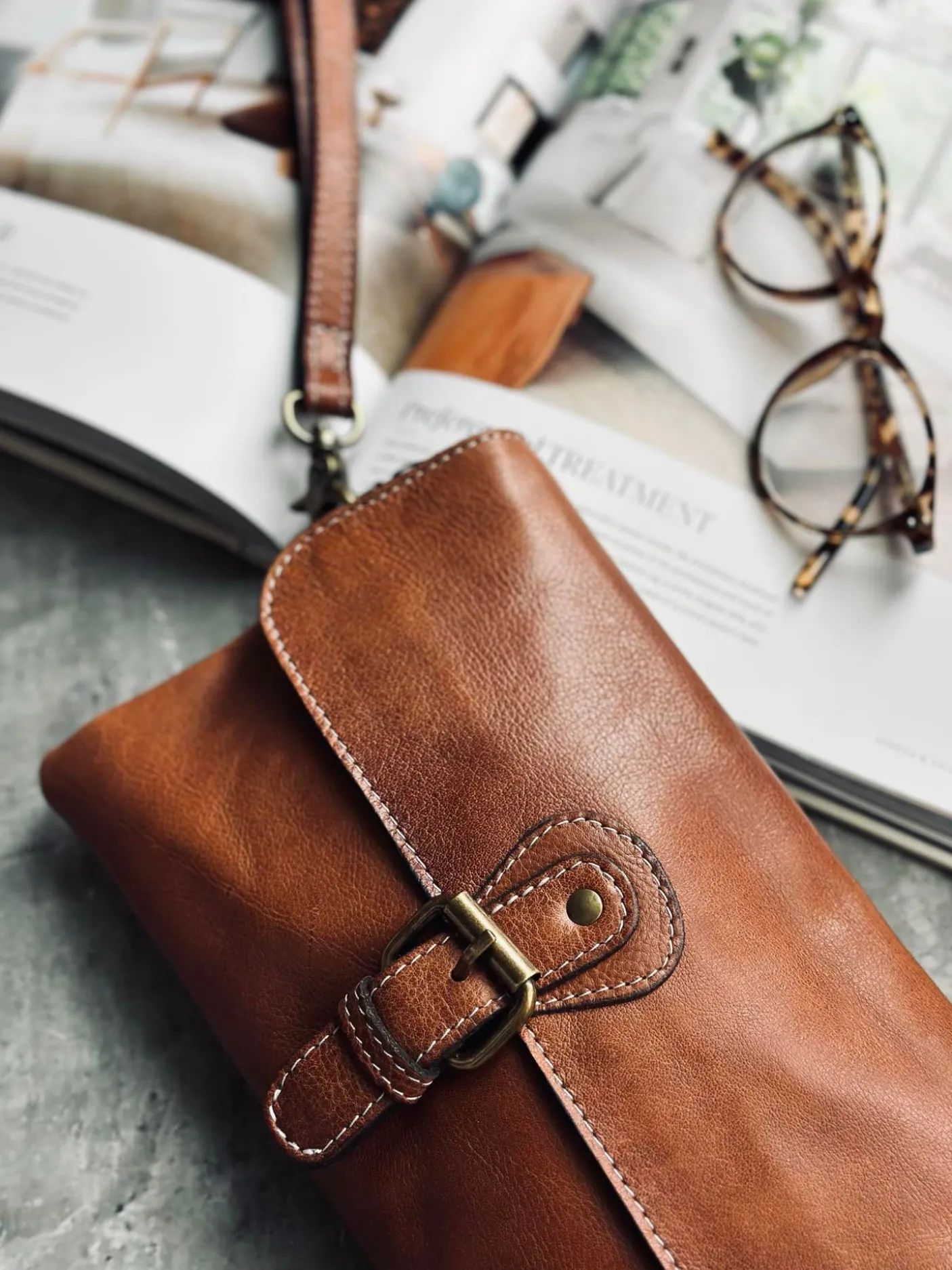 Clutch Jodi - Walnut