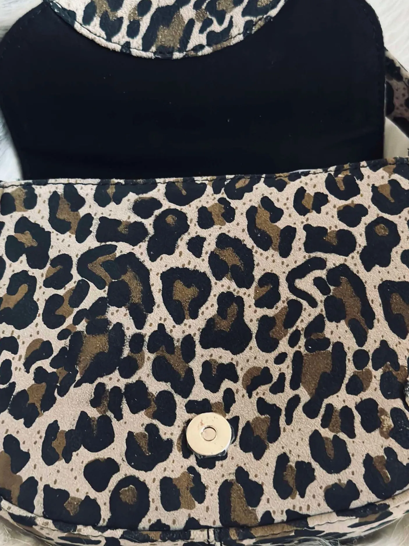 Crossbody Aura Leo