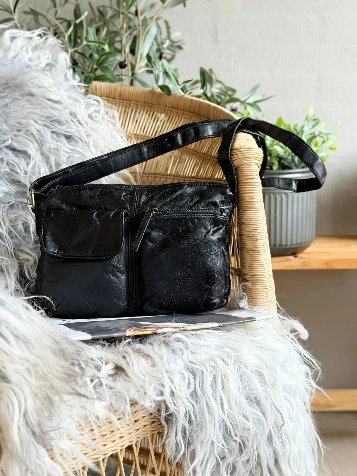 Crossover Munthe - Black