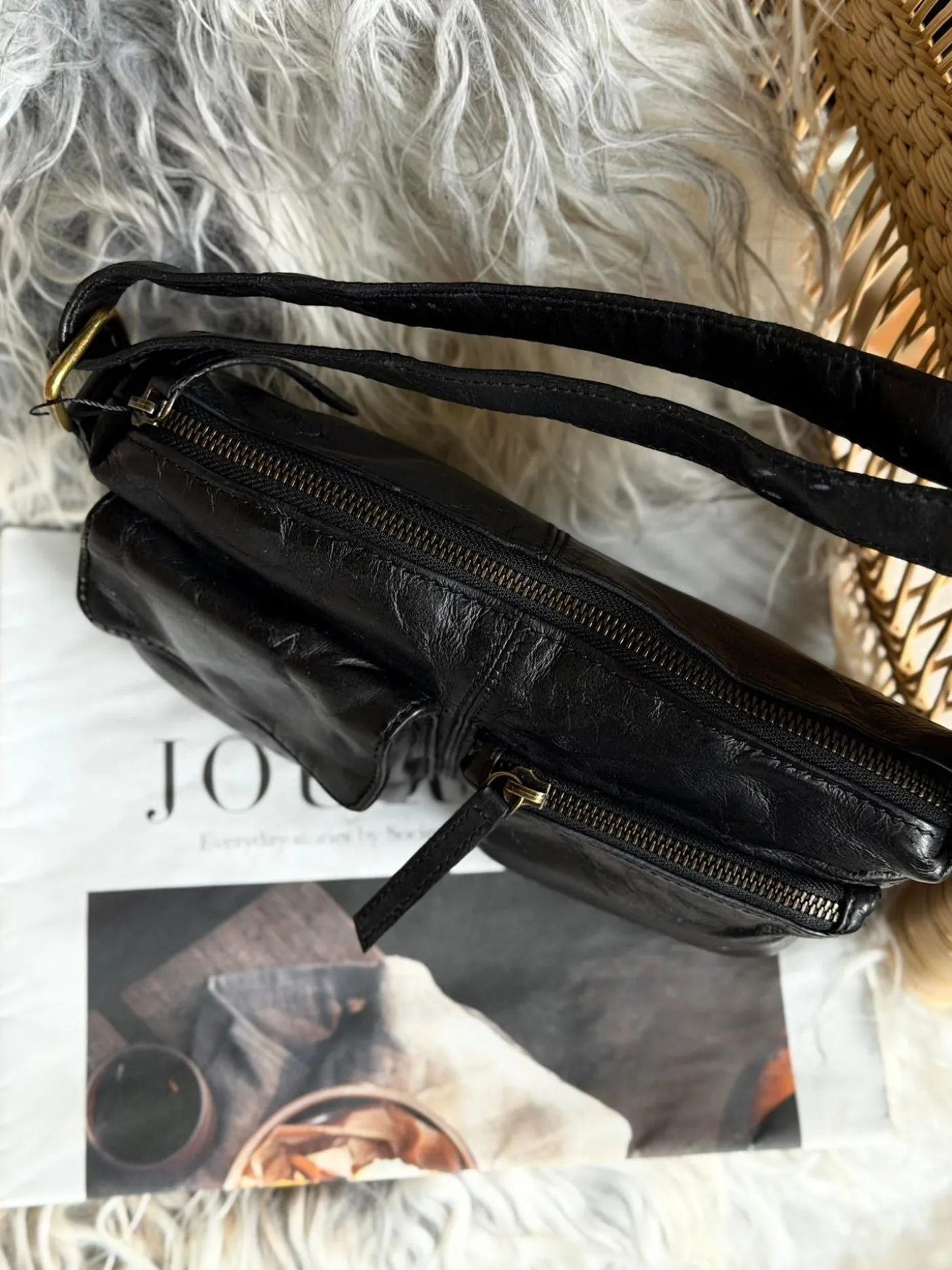 Crossover Munthe - Black