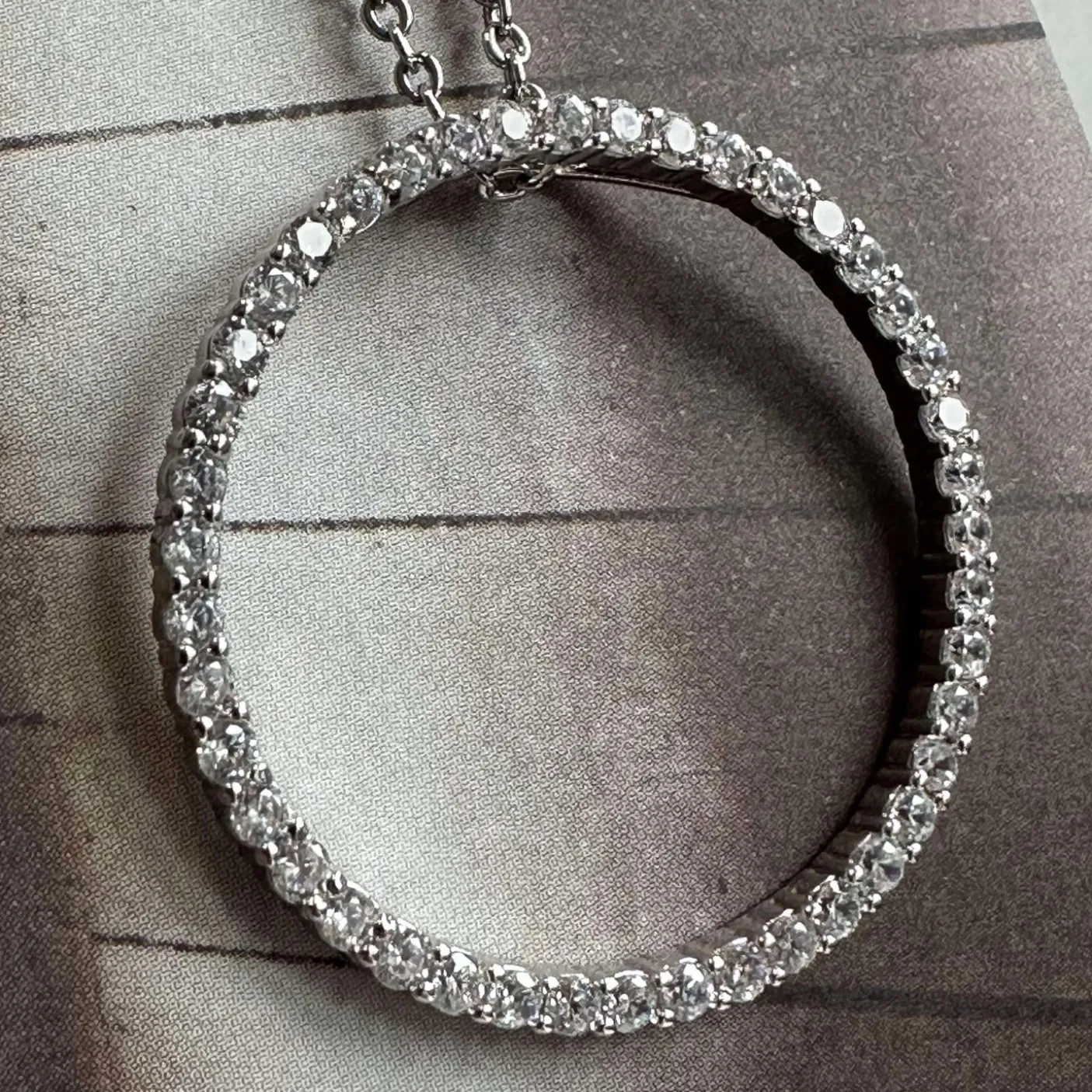 Halskæde Kendal - rhodium belagt