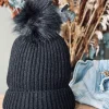 Hue med kvast - Black
