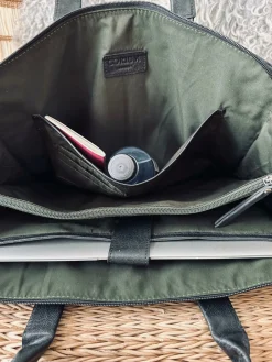 Laptop – Black