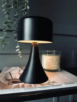 LED Bordlampe Black