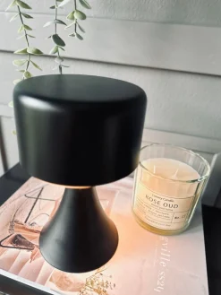LED Bordlampe Black