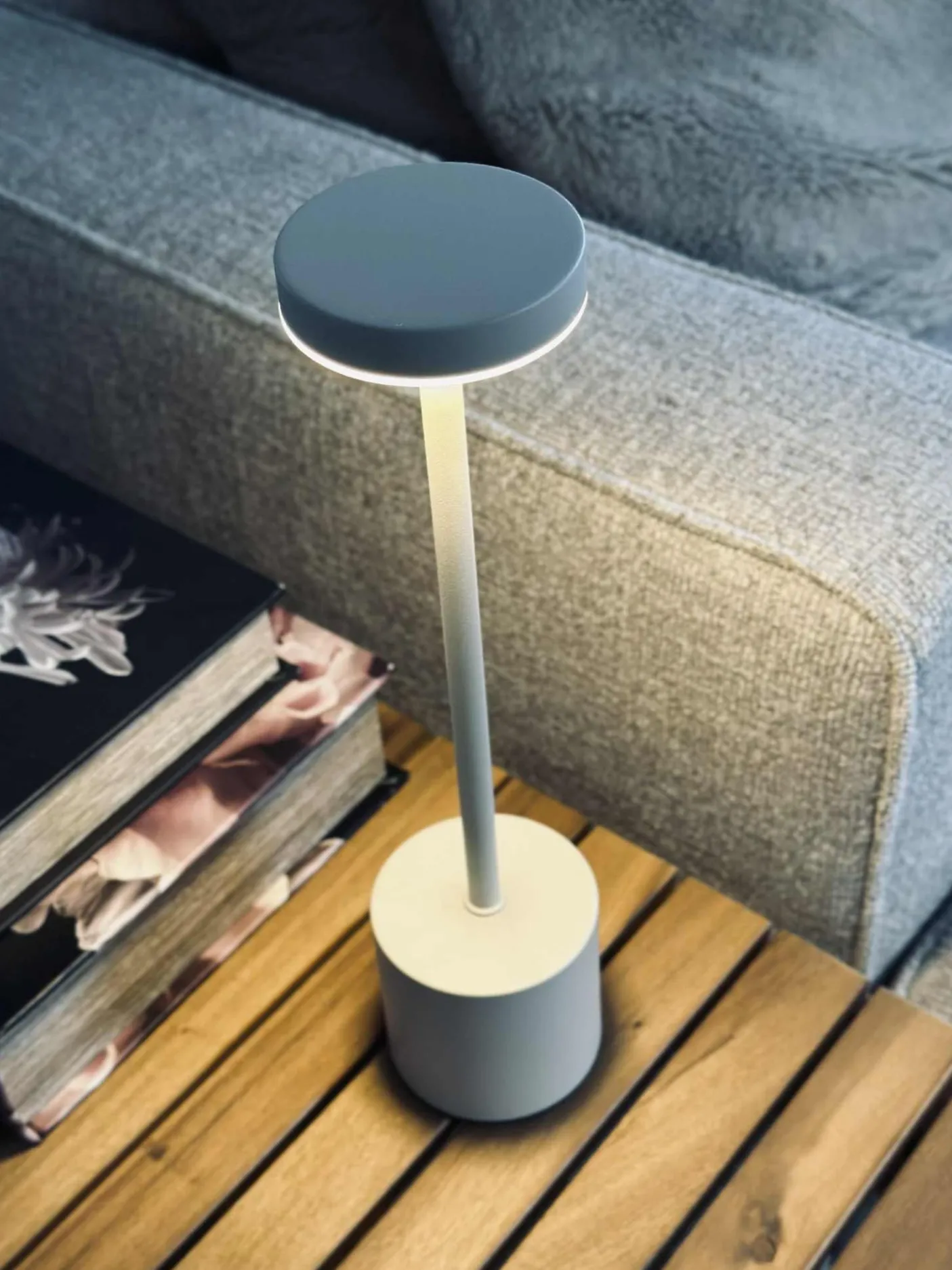 LED bordlampe KELLY Creme - genopladelig