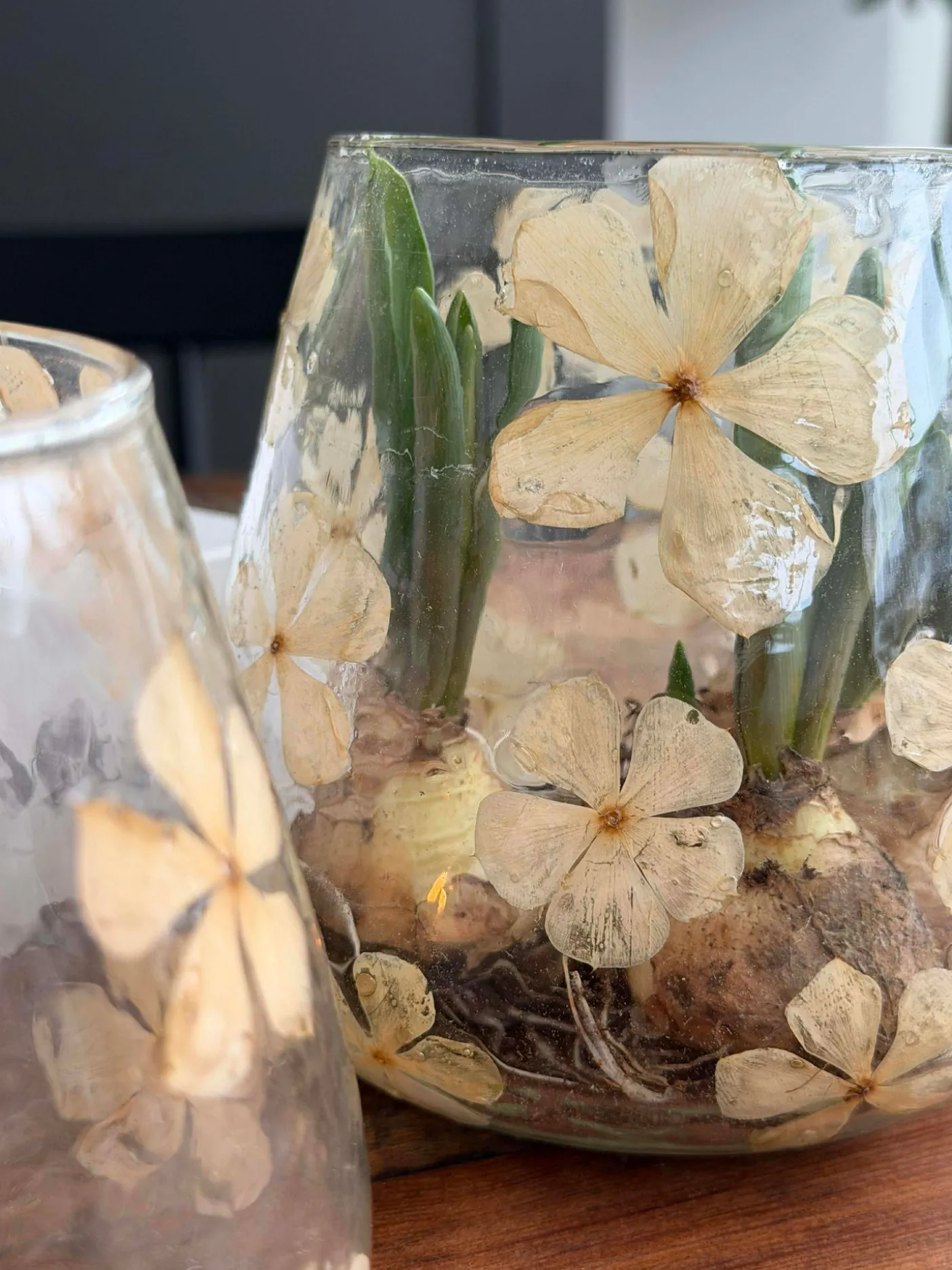 Lysestage - Glas med blomster - flere størrelser