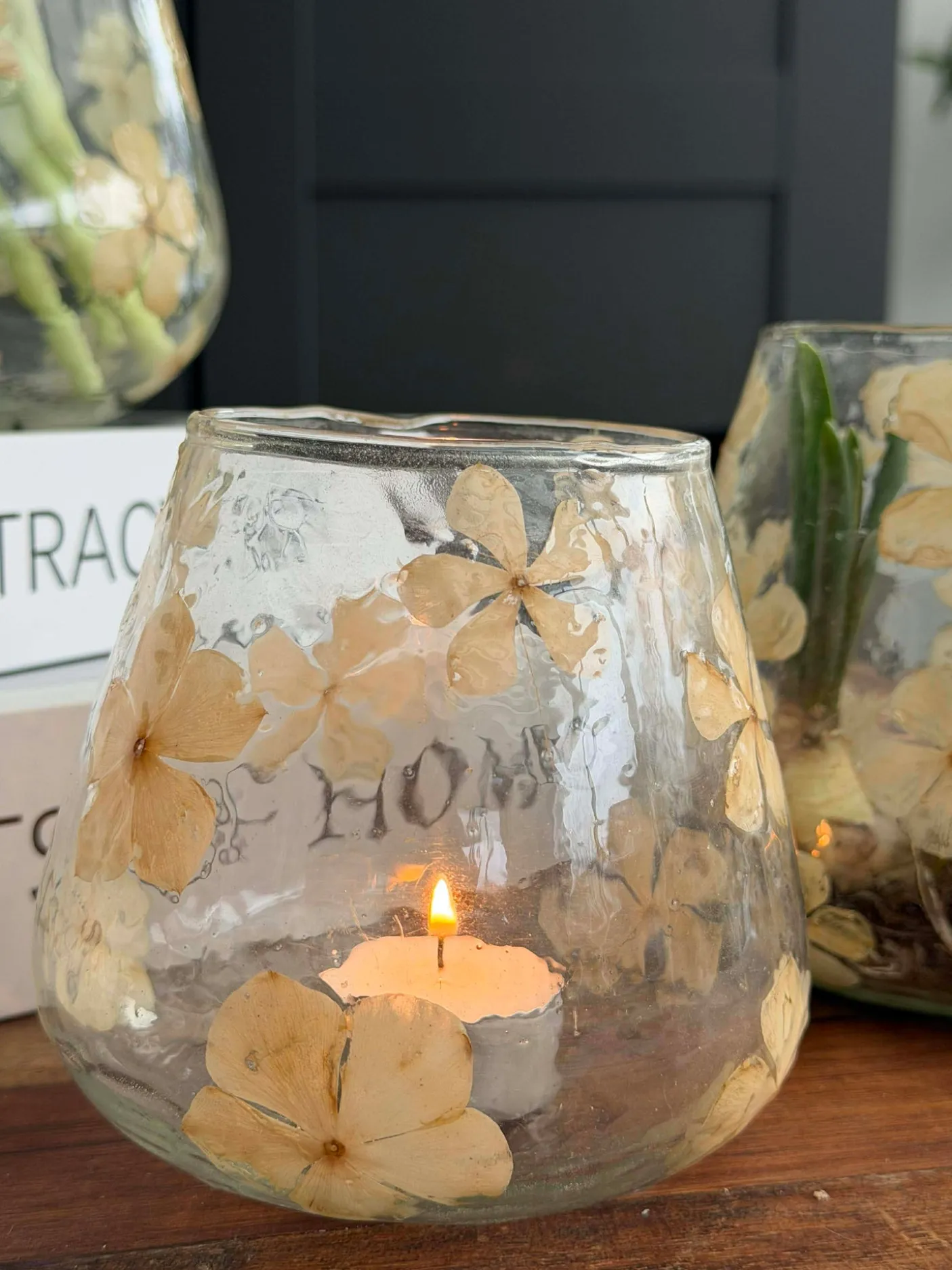 Lysestage - Glas med blomster - flere størrelser