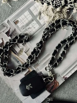 Mobil / Nøglesnor – Black / silver leather