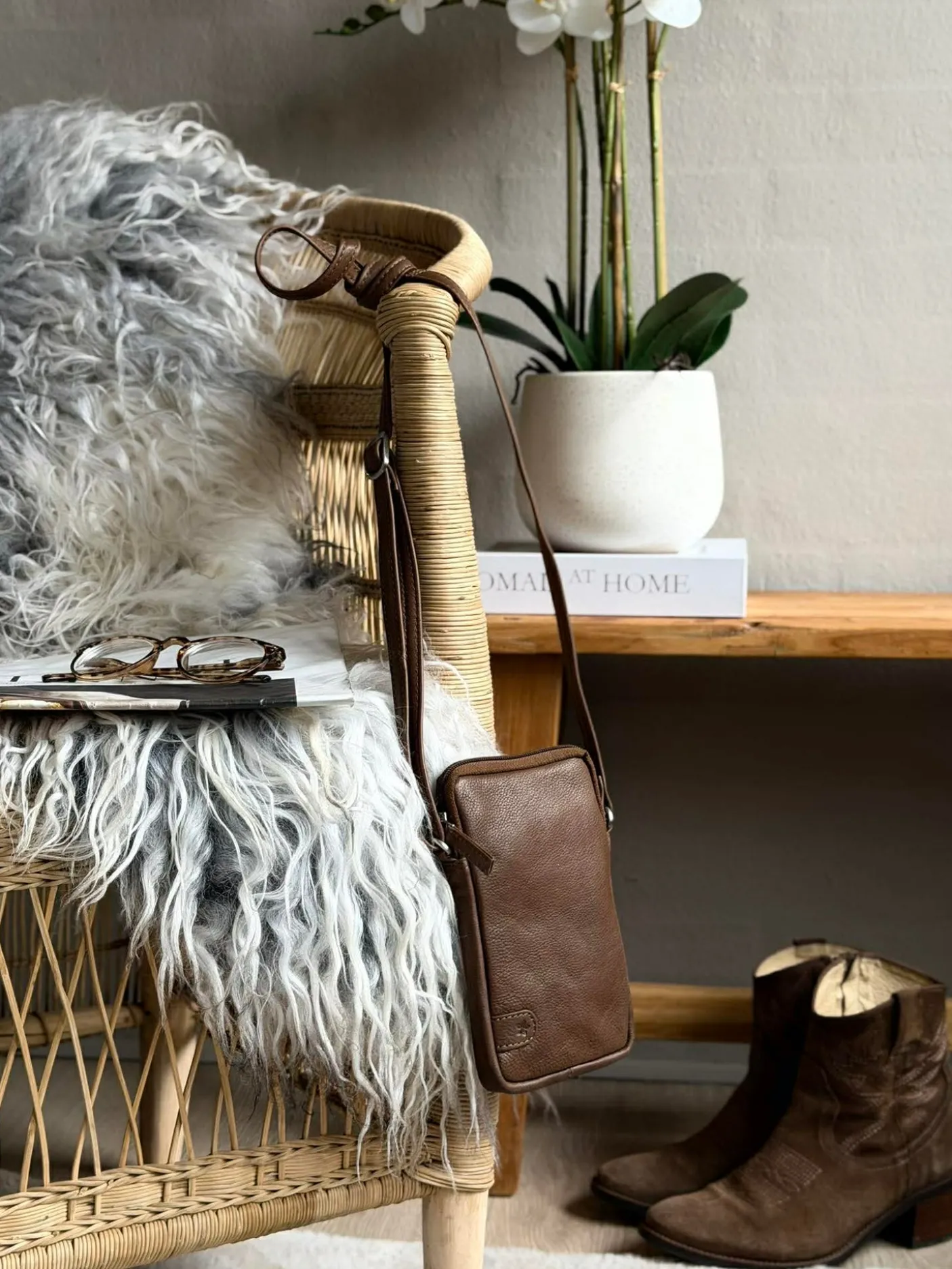 Mobiltaske Misse - Coffee / silver