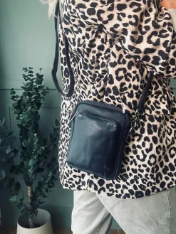 Mobiltaske Navy