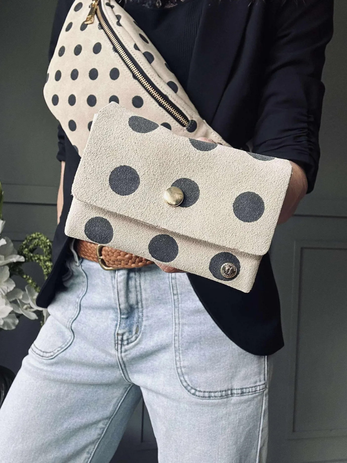 Pung Black dots