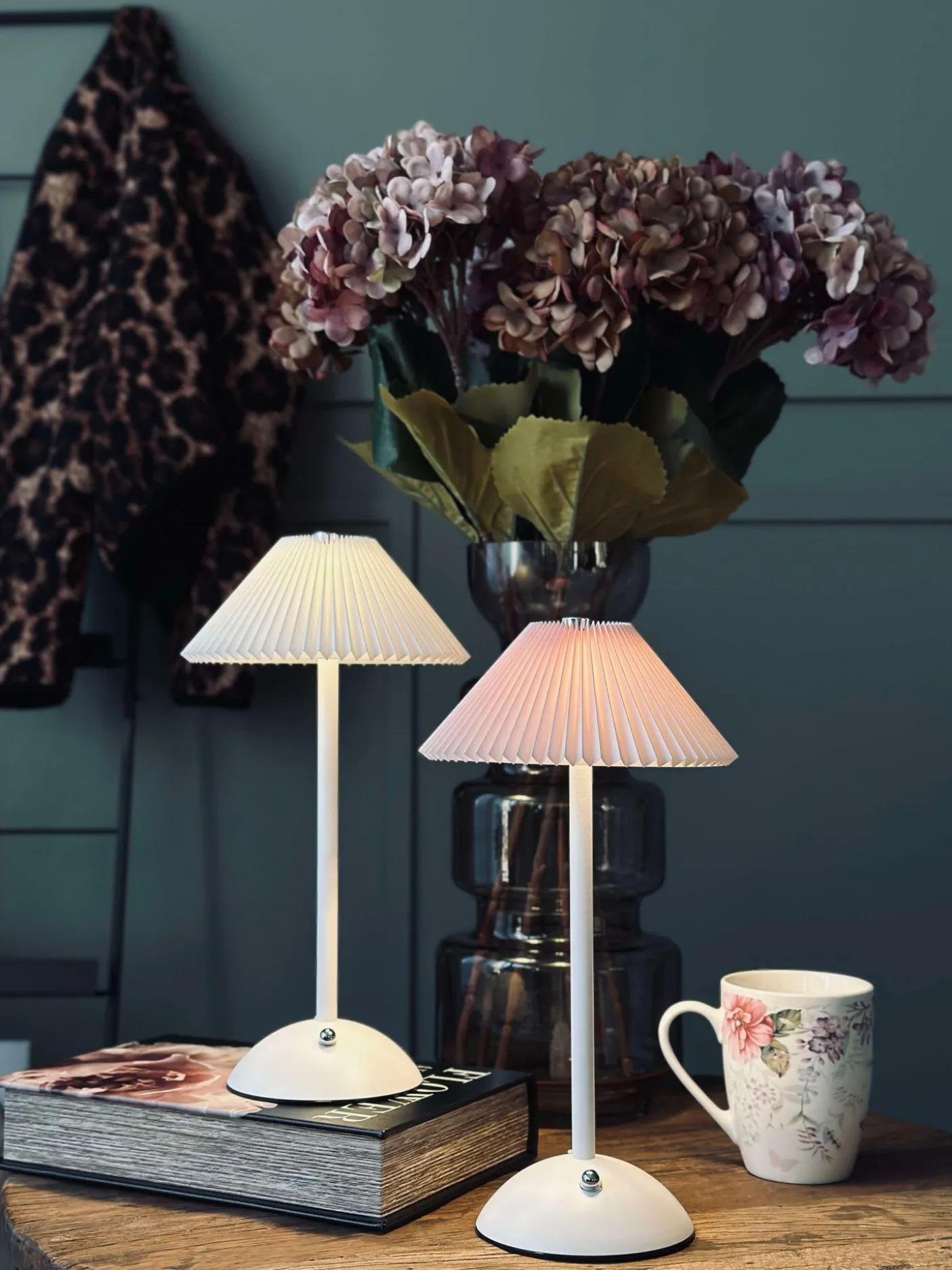 Touch Bordlampe Plissé Hvid