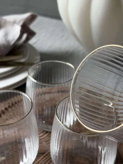 Vandglas Rillet med guld kant - 4 stk.