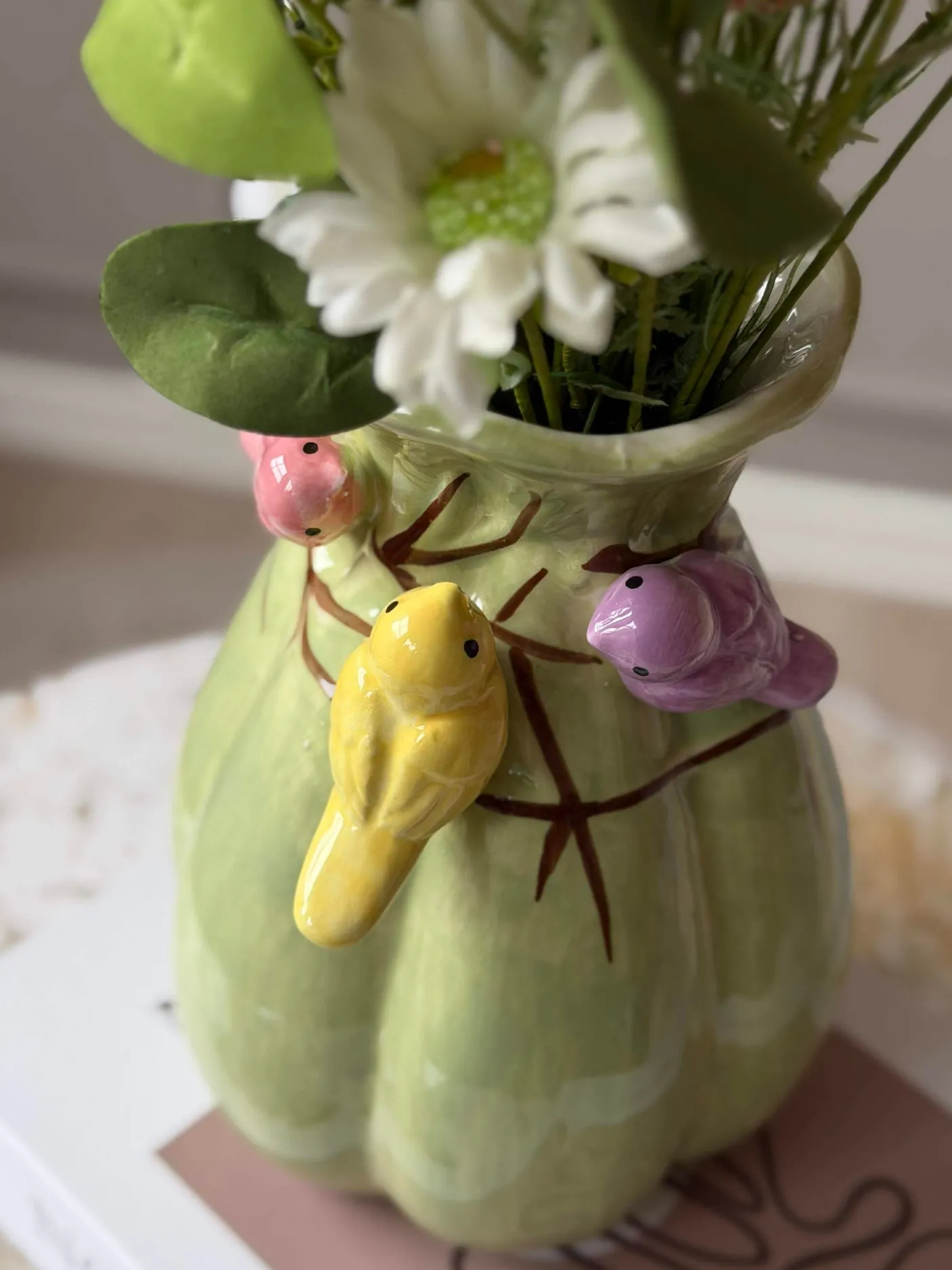 Vase med deko - Hvid eller Grøn