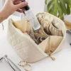 Vega toilettaske beige