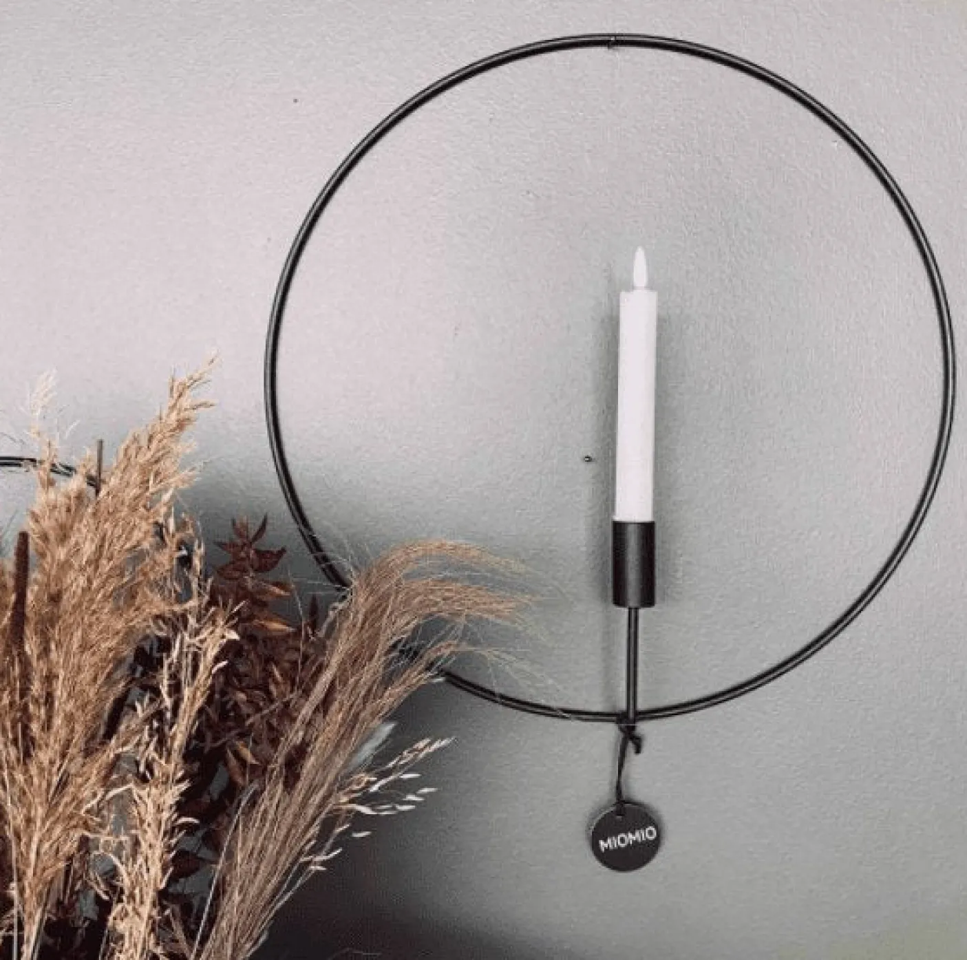 VIAMAJA Cirkel stage – Sort – Ø 44 cm