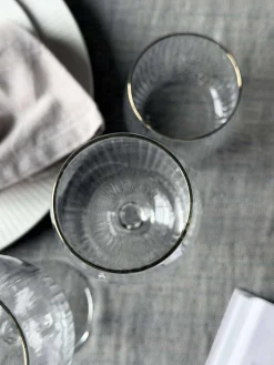 Vinglas Rillet med guld kant - 4 stk. 350ml